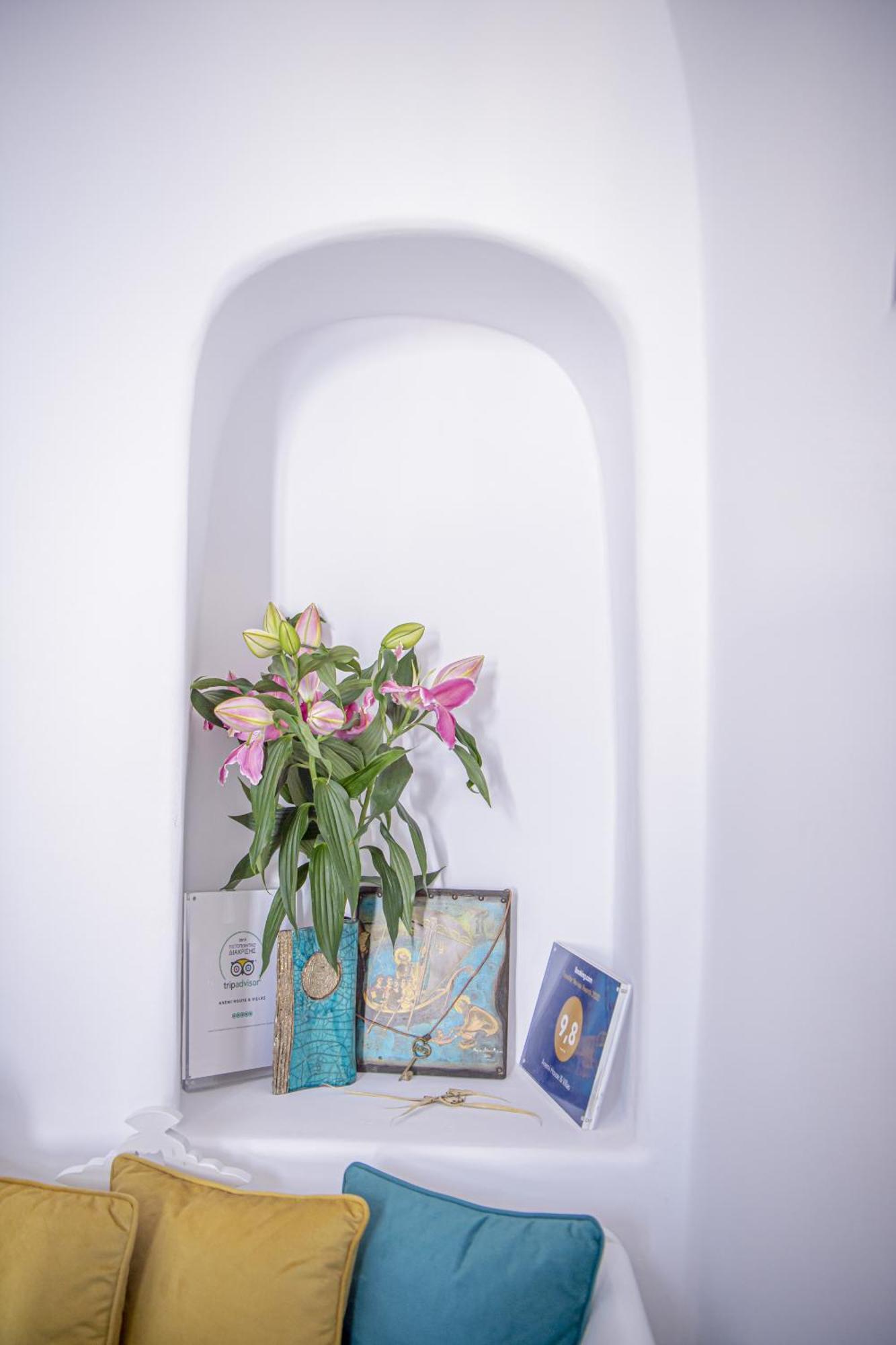 Anemi House & Villas Oia Rum bild